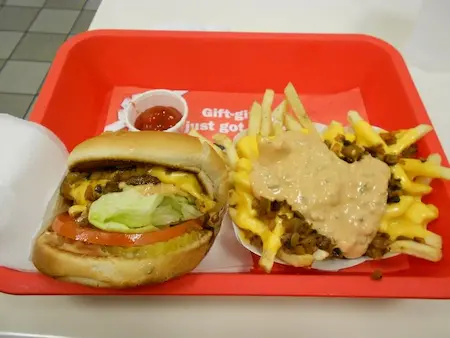 in n out double double animal style 버거와 animal style fries